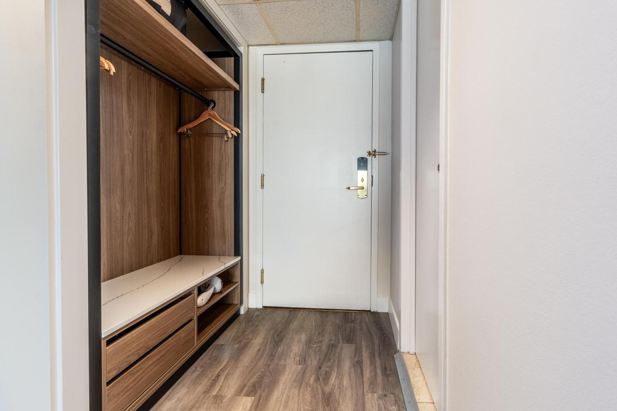 Atrium Hotel Vancouver Zewnętrze zdjęcie